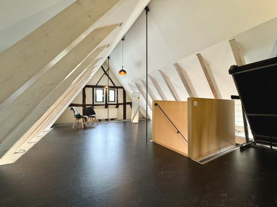 Empore / Arbeitsbereich II Maisonettewohnung Heppenheim