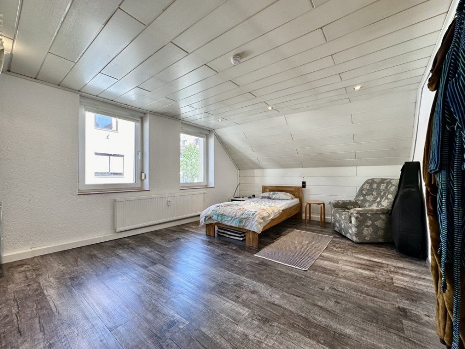 Schlafzimmer 1.OG I Etagenwohnung Heppenheim