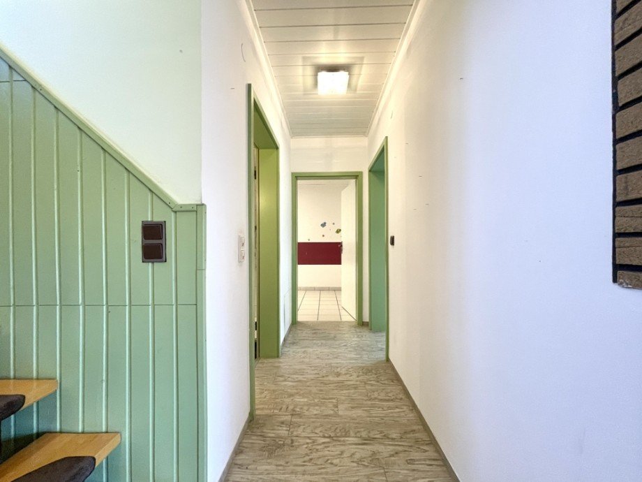 Flur UG Einfamilienhaus Heppenheim (Bergstra�e) / Kirschhausen