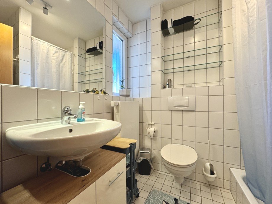 Duschbad I Etagenwohnung Heppenheim