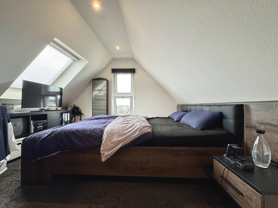 Schlafzimmer II Etagenwohnung Heppenheim