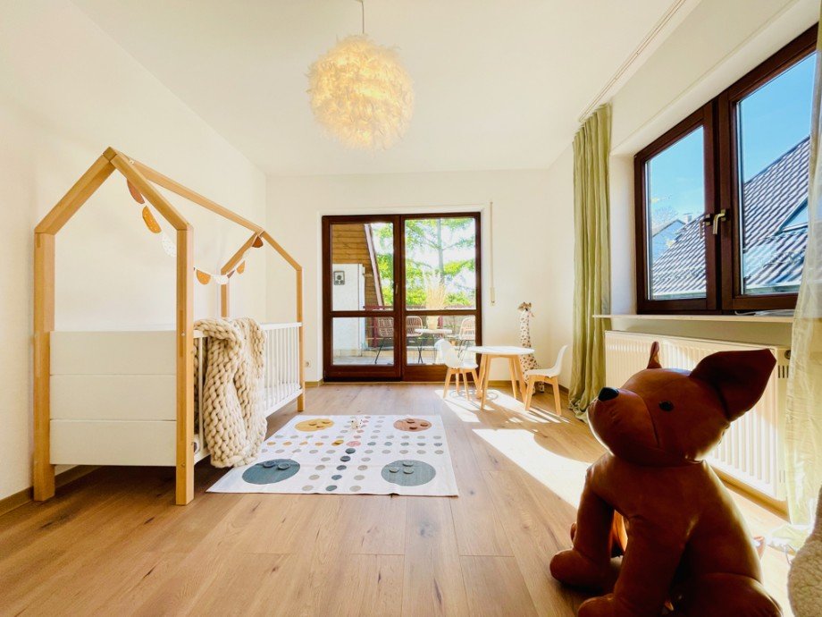1. Kinderzimmer I Doppelhaush�lfte Gaiberg