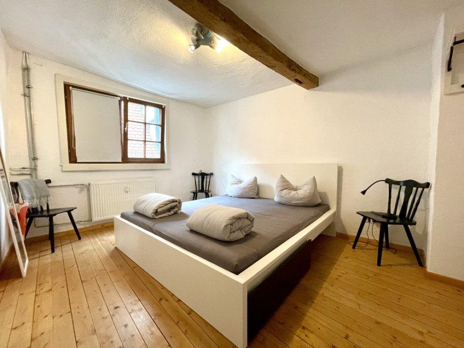 Schlafzimmer I Etagenwohnung Heppenheim