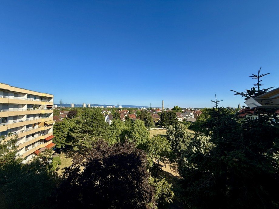 Aussicht Balkon Etagenwohnung K�fertal