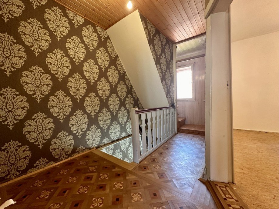 Treppenaufgang 2.OG Einfamilienhaus Heppenheim