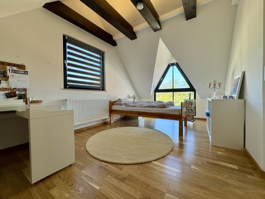 Atelier 2. OG Reihenendhaus Lorsch