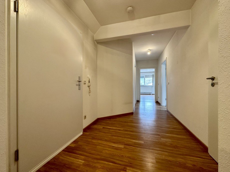 Flur II Dachgeschosswohnung Heppenheim (Bergstra�e)