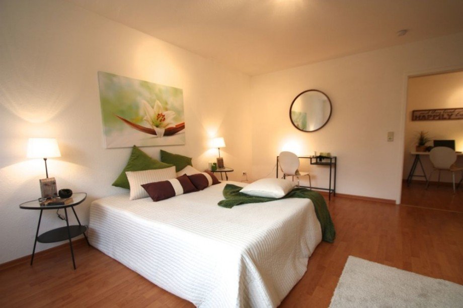 Schlafzimmer IV Souterrainwohnung Laudenbach