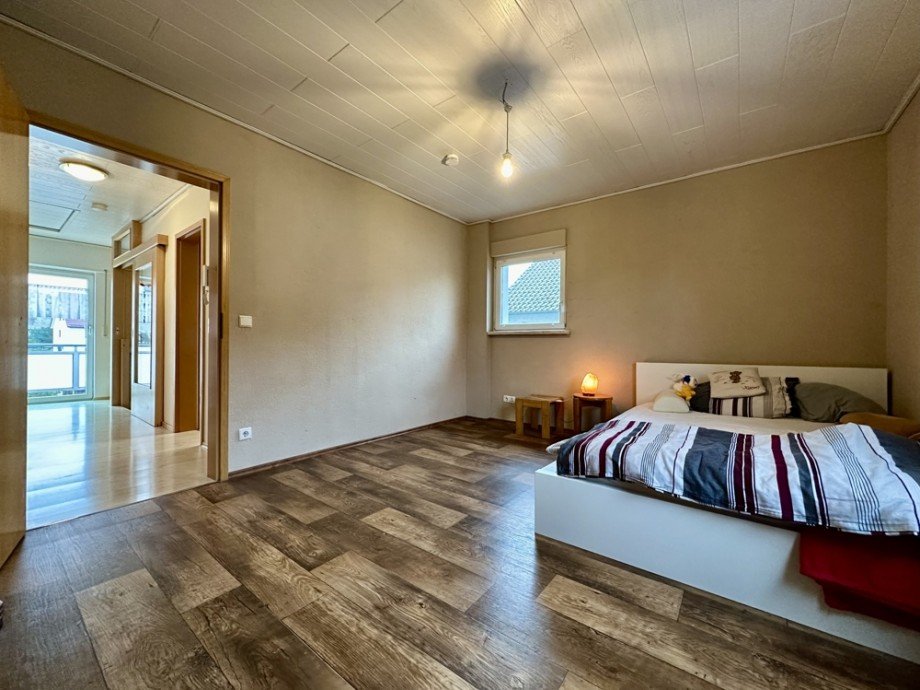 Schlafzimmer 1.OG II Einfamilienhaus Heppenheim