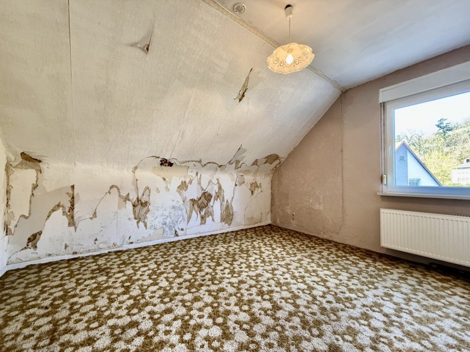 Schlafzimmer I OG Zweifamilienhaus Laudenbach