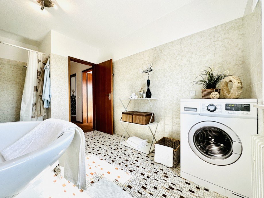 Bad II Etagenwohnung Heppenheim (Bergstra�e)