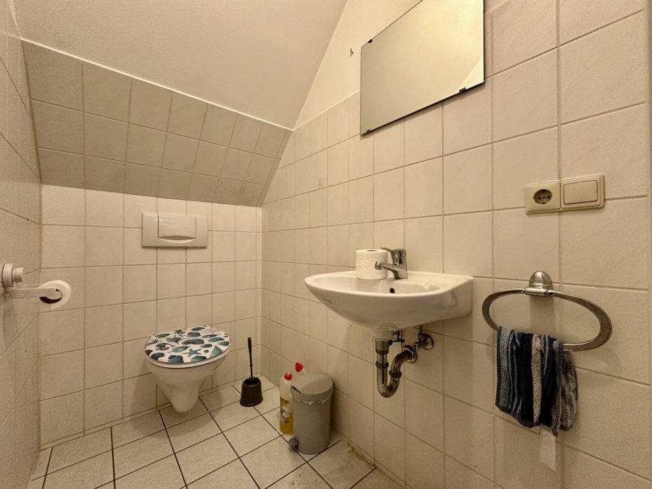 G�ste-WC Dachgeschosswohnung Heppenheim (Bergstra�e)