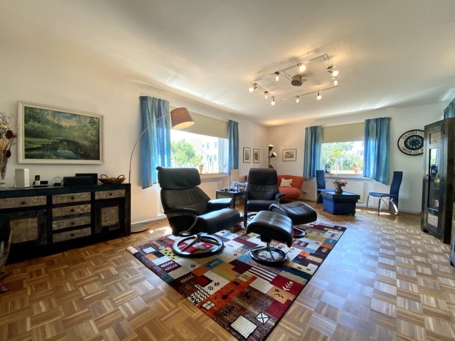 Wohnzimmer III Etagenwohnung Heppenheim