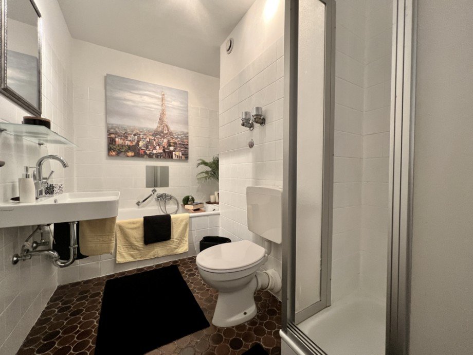 Badezimmer I Etagenwohnung Laudenbach