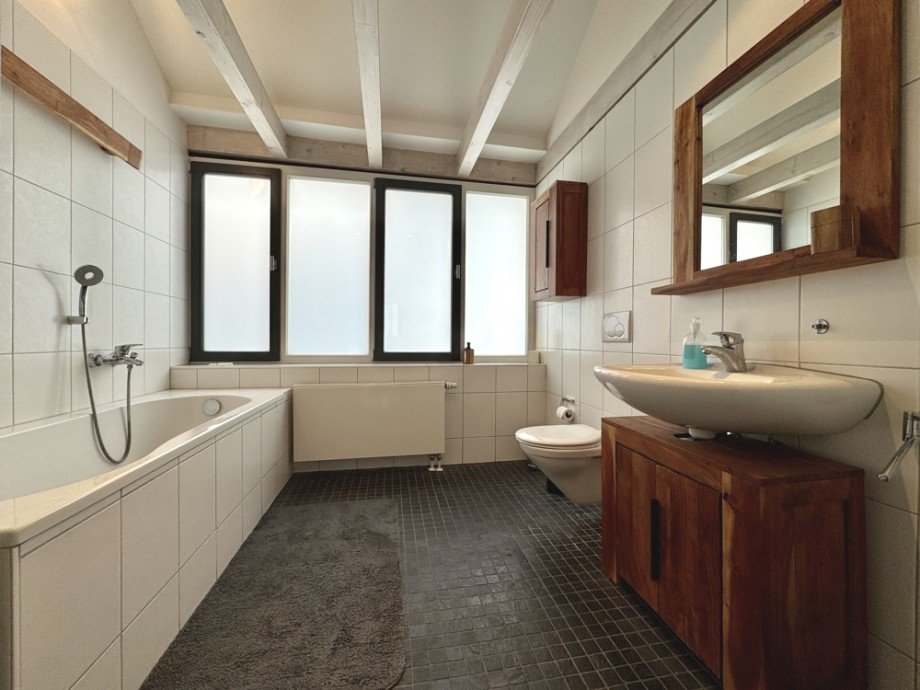Tageslichtbad I Maisonettewohnung Heppenheim