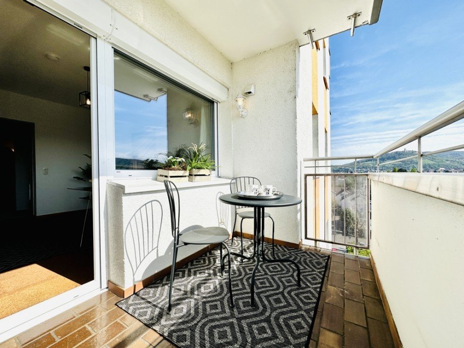 Balkon ( OST ) Etagenwohnung Heppenheim (Bergstra�e)